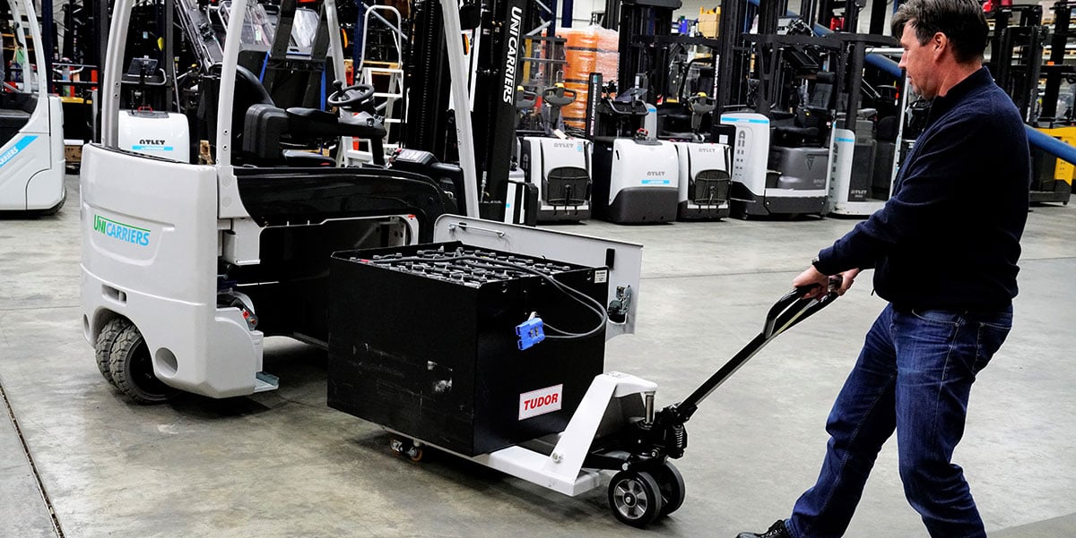 Battery care: How to store your forklift battery during the shutdown